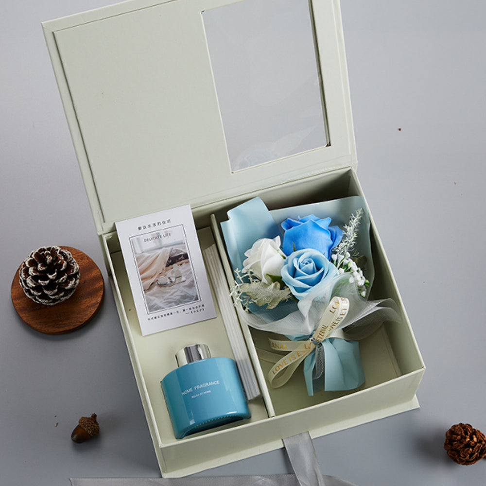 ROMANTIC AROMA Gift Set Diffuser and Flower Soap