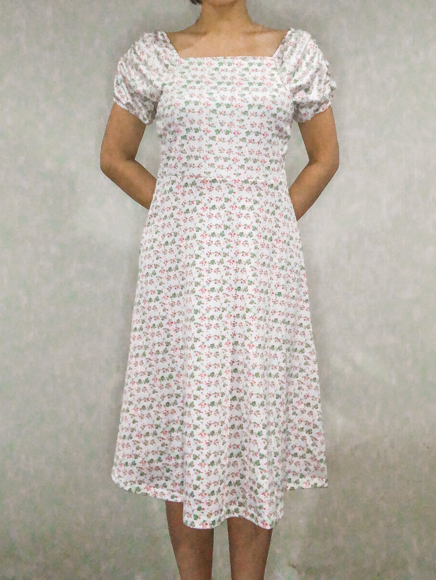 DRESS 05 Short Sleeves - Plants and Flowers Puffy Sleeve