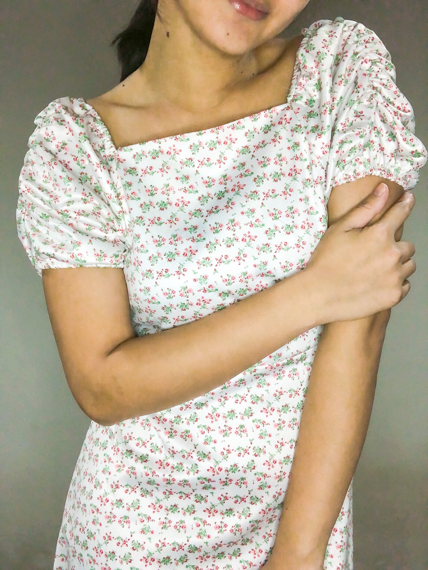 DRESS 05 Short Sleeves - Plants and Flowers Puffy Sleeve